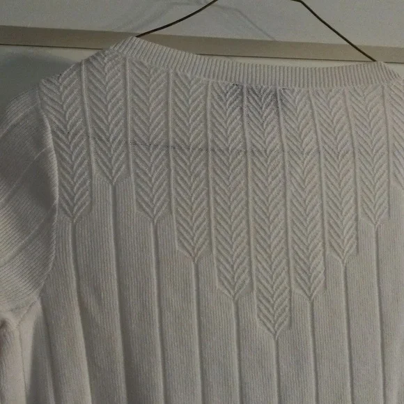 Pendleton linen and cotton blend sweater - Picture 9 of 10